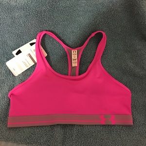 YXL 18⭐️20 Under Armour fitted heatgear sports bra